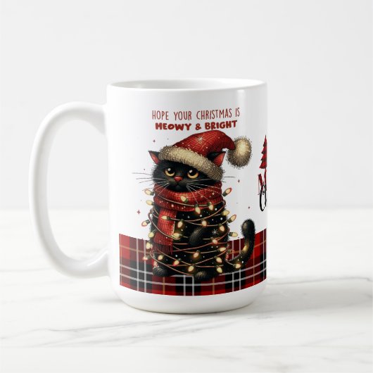 Niedliche schwarze Katze in Weihnachtsbeleuchtung  Kaffeetasse (Links)