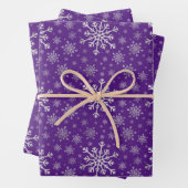 Niedliche Silbergraue Weihnachtsschneeflocken im L Geschenkpapier Set (Beispiel)