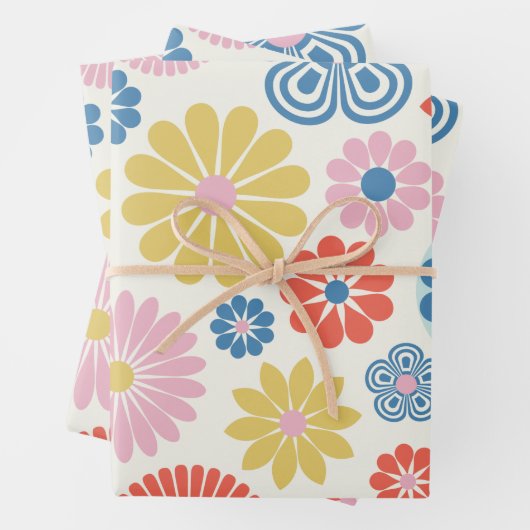 Niedliche skandinavische Folkloregruppen in Rot-Ge Geschenkpapier Set (Beispiel)