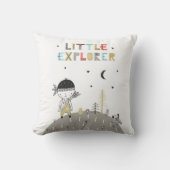 Niedliche skandinavische Kleine Explorer Kinder Kissen (Vorderseite)