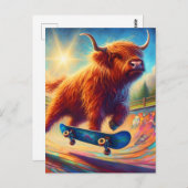 Niedliche Skateboarding Highland Cow Postkarte (Vorne/Hinten)