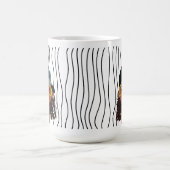 Niedliche Smirking Frau Stripte Tasse. Such dir au Kaffeetasse (Mittel)