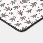 Niedliche Sockenaffen mit rotem Herzmuster Schreibtischunterlage (Ecke)