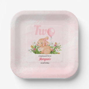 Niedliche Sonne verwandelt zwei rosa Mädchen zum z Pappteller