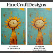 Niedliche Sonnenblumenkatze, die das Sonnenanstric Seidenpapier