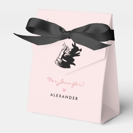 Niedliche sonnige Silhouette und Schmetterling auf Geschenkschachtel (Vorderseite)