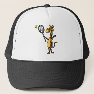 Niedliche Spaß-Giraffe, die Tennis-Cartoon spielt Truckerkappe