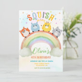 Niedliche Squishmallow Geburtstagseinladung Einladung (Stehend Vorderseite)