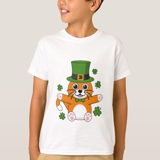 Niedliche St Patrick's Day Cat mit Kleeblättern Ca T-Shirt (Vorderseite)