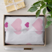 Niedliche symmetrische mehrfarbige Herzen auf Weiß Seidenpapier (Geschenk)