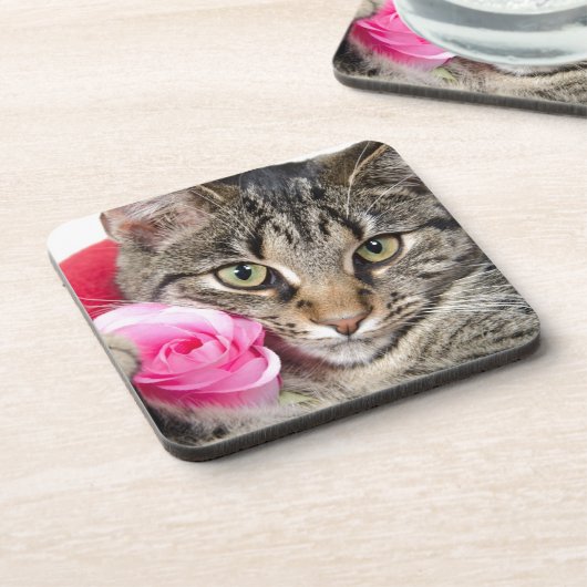 Niedliche Tabby-Katze mit Rose Untersetzer (Linke Seite)