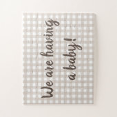 Niedliche Taupe Beige Schwangerschaft Ankündigung  Puzzle (Vertikal)