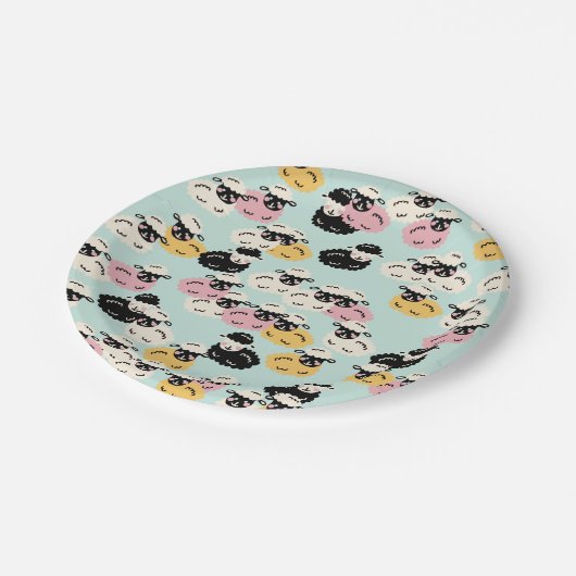 Niedliche Teller für Schafe (Schrägansicht)