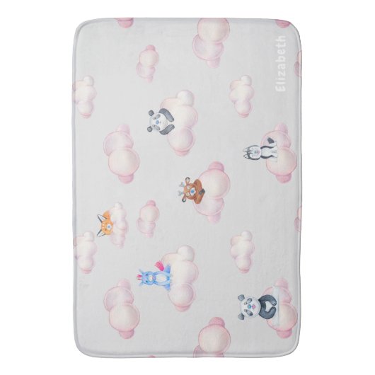 Niedliche Tiere auf Clouds Monogramm Badematte (Vorderseite Vertikal)