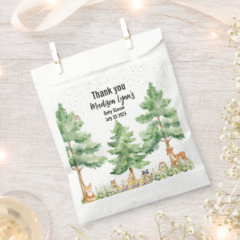 Niedliche Tiere aus Holz füttern eine Babydusche Geschenktütchen