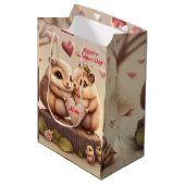 Niedliche Tiere in Lieben Mittlere Geschenktüte (Vorderseite Schrägansicht)