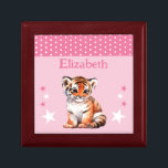 Niedliche Tigerstars tragen den Namen Pink Keesena Erinnerungskiste<br><div class="desc">Halten Sie die Geschenkboxen für Kinder. Personalisieren mit einem Namen. Mit einem niedlichen Tiger,  Polka Punkte und Sternen in den Farben Rosa und Weiß.</div>