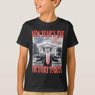 Niedliche Trump-Feuerwerke zum Jahreswechsel im Pa T-Shirt