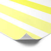 Niedliche und einzigartige Cartoon Uhu auf Streife Poster (Ecke)