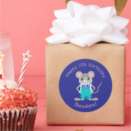 Niedliche und elegante Kleinmaus zum Geburtstag Runder Aufkleber