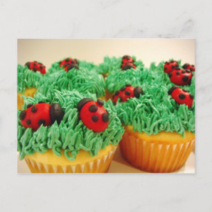 Niedliche und farbenfrohe Ladybug-Kuchen Postkarte
