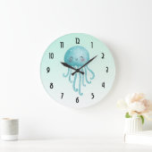 Niedliche und glückliche blaugrüne Qualle Große Wanduhr (Zuhause)