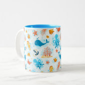 Niedliche Unterwasserwelt. Meeresleben. Unterhalb  Zweifarbige Tasse (Vorderseite Links)