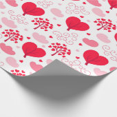 Niedliche Valentinbaume formen Herzmuster Geschenkpapier (Ecke)
