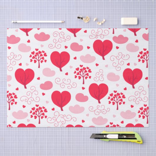 Niedliche Valentinbaume formen Herzmuster Seidenpapier (Handwerk)