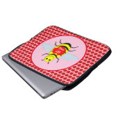 Niedliche Valentinstag-Biene Laptopschutzhülle (Vorne Knopf)