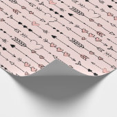 Niedliche Valentintagsherzen und -pfeile Geschenkpapier (Ecke)