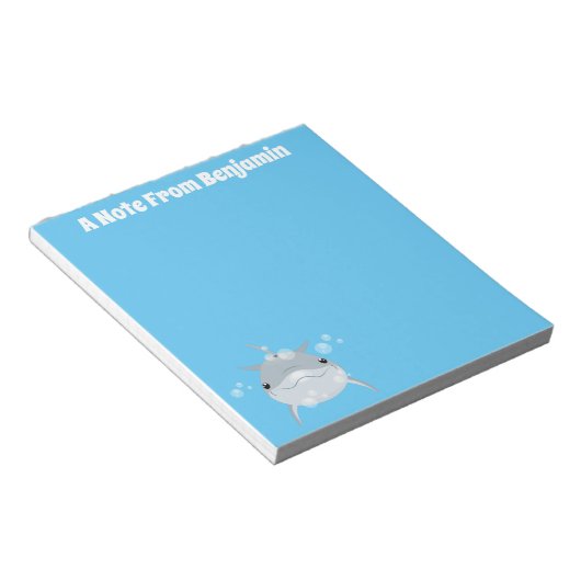 Niedliche Veranschaulichung des Cartoon-Delfins Notizblock (angewinkelt)