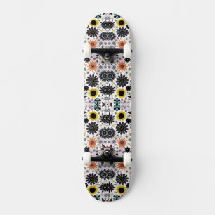 Niedliche Vintage nahtlose Blume Skateboard