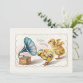 Niedliche Vintage Osterküken mit Gramophon Feiertagskarte (Stehend Vorderseite)