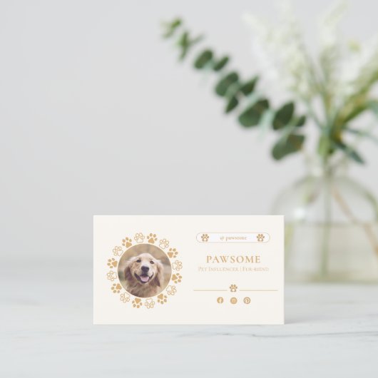 Niedliche Visitenkarte für Social Media Pet Influe (Stehend Vorderseite)