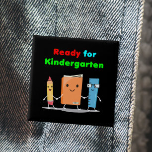 Niedliche Vorbereitung für Kindergarten Schulbuch Button