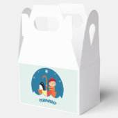 Niedliche Vorschulzeit K verloren und fand Freunds Geschenkschachtel (Geöffnet)