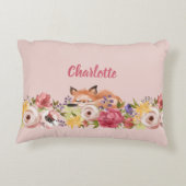 Niedliche Waldfüchse schlafen auf Blume Rosa Name Dekokissen (Rückseite)