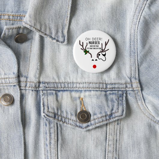 Niedliche Weihnachtsbaum-Stethoskop-Rentier Button (Beispiel)