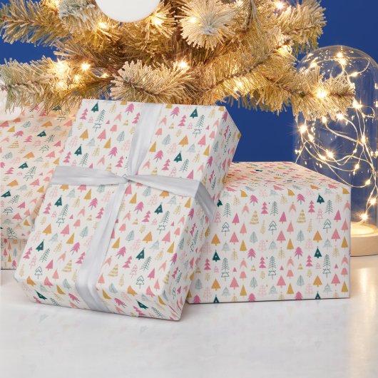 Niedliche Weihnachtsbäume Rosa Muster Geschenkpapier (Feiertage)