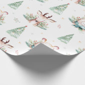 Niedliche Weihnachtsbaumen Waldbären & Hirsche Geschenkpapier (Ecke)