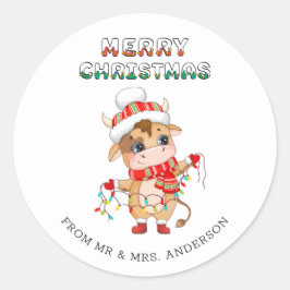 Niedliche Weihnachtskühe mit Winterkostüm Runder Aufkleber