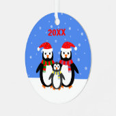 Niedliche Weihnachtspinguine fügen das zweiseitige Ornament Aus Metall (Vorderseite links)