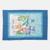 Niedliche Weihnachtsschneefamilie im Schnee Geschirrtuch (Horizontal)