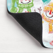Niedliche Weihnachtsschneefamilie im Schnee Mousepad (Ecke)