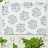 Niedliche Weihnachtsschneeflocken, Winterschnee Bl Geschirrtuch (Gefaltet)