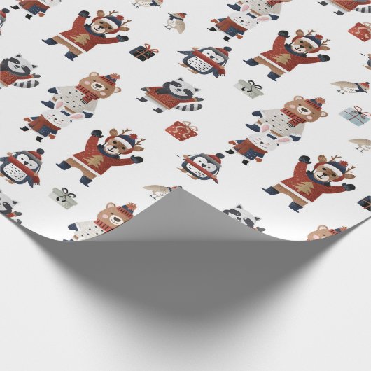 Niedliche Weihnachtstiere in Sweaters Pattern Wrap Geschenkpapier (Ecke)