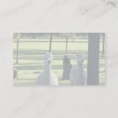 Niedliche weiße Alpaka-Jungen in der grünen Wiese Visitenkarte (Rückseite)