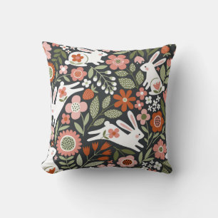 Niedliche, weiße Kaninchen, Vintages Blumenmuster. Kissen