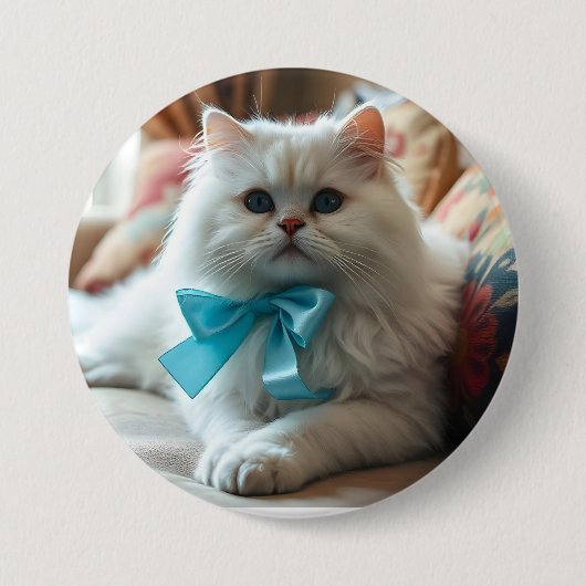 Niedliche weiße Katze mit blauem Bow Button (Vorderseite)